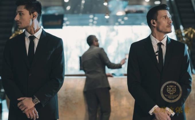 王一博保镖是公司雇佣的吗？