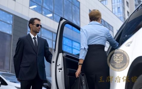 海外旅游现在安全吗？需要雇佣私人保镖吗？