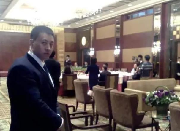 女保镖如何与儿童建立信任关系？