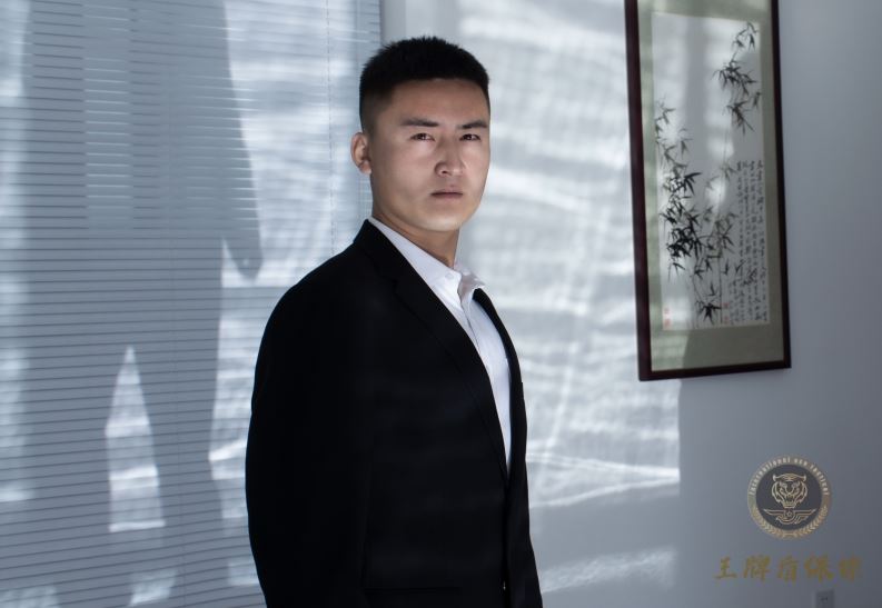 河北私人保镖——解放军退役，实力强大，擅长侦查与反侦查、战术救护、事务统筹管理
